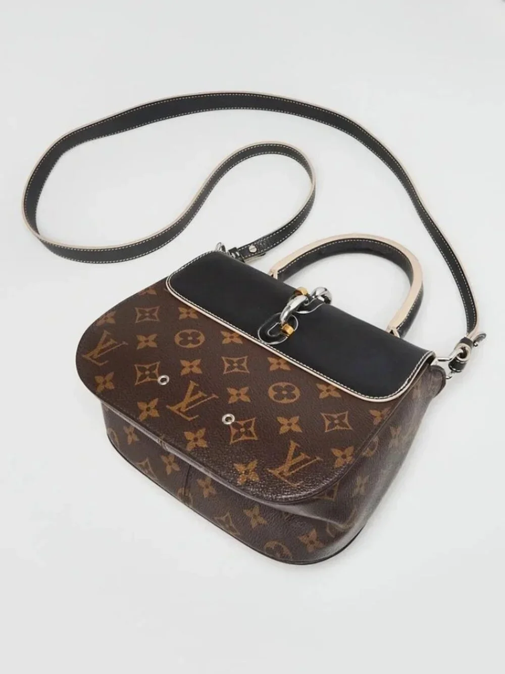 Louis Vuitton Black Monogram Canvas Chain It PM Bag
